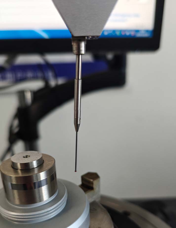 MRC-500A Roundness and Cylindricity Measuring Instrument (4)