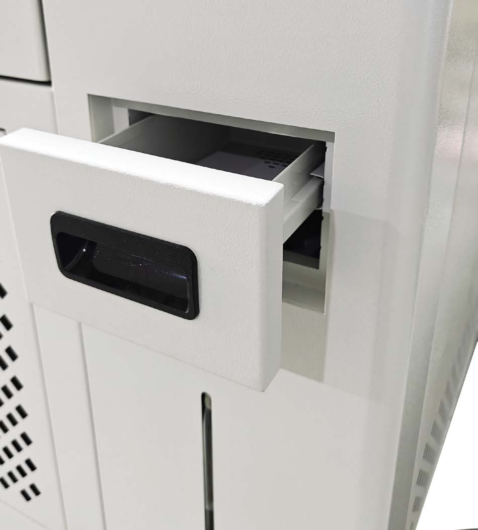 THT 80 225 408 1000Programmable Temperature And Humidity Test Chamber (3)