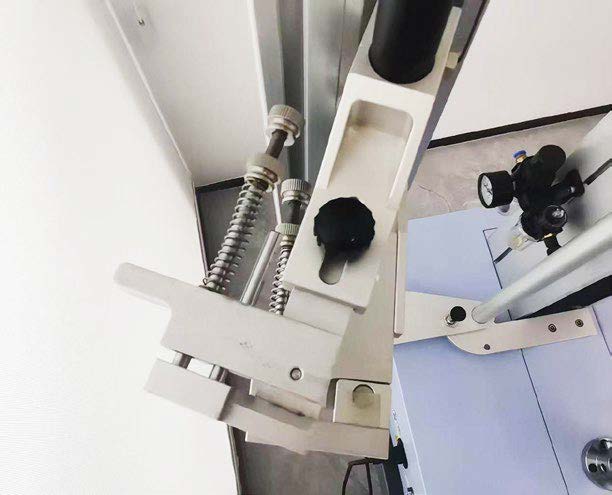 MS 140SC UNIVERSAL TESTING MACHINE图（2）